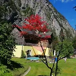 펜션 Haus Waldbach 할슈타트