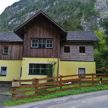 Haus Waldbach * Hallstatt