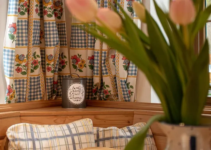 Haus Waldbach بيت للعطل *