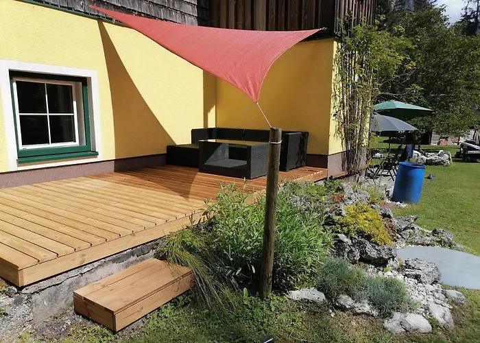 Haus Waldbach بيت للعطل *